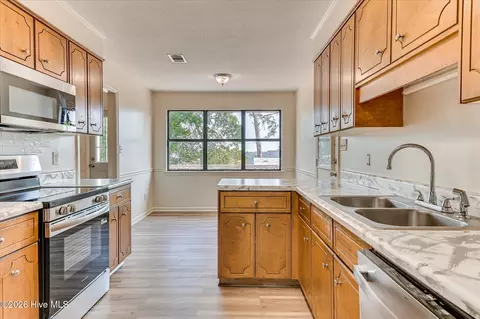 Kitchen - 3207 Darwood Dr, Augusta, GA 30906 photo 5 of 8