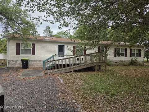 2948 Bethany Ct SW, Supply, NC 28462