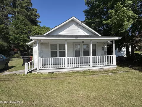 814 Cardwell St, Elizabeth City, NC 27909