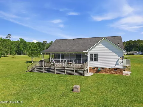 Exterior - 856 Wide Waters Dr, Bath, NC 27808 photo 2 of 7