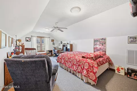 Bedroom - 856 Wide Waters Dr, Bath, NC 27808 photo 6 of 7
