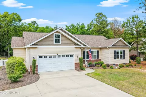 755 Monticello Dr, Pinehurst, NC 28374