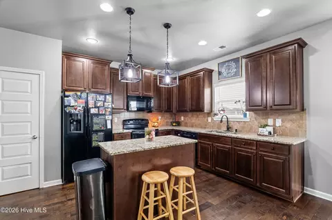 Kitchen - 2758 Huntcliffe Dr, Augusta, GA 30909 photo 3 of 4