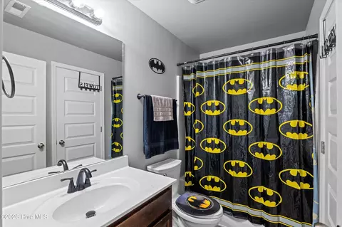 Bath - 2758 Huntcliffe Dr, Augusta, GA 30909 photo 3 of 3