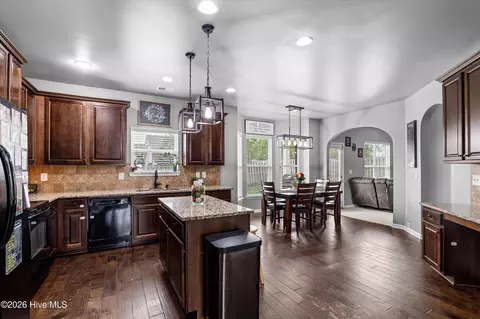 Kitchen - 2758 Huntcliffe Dr, Augusta, GA 30909 photo 4 of 4