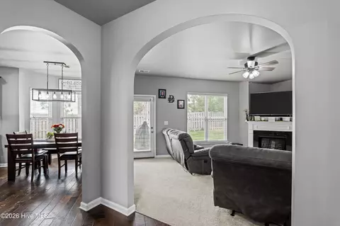 Entry Way - 2758 Huntcliffe Dr, Augusta, GA 30909 photo 10 of 13