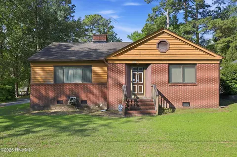 286 Mccrae St, Grifton, NC 28530