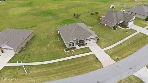 305 S Merganser Dr, Pikeville, NC 27863