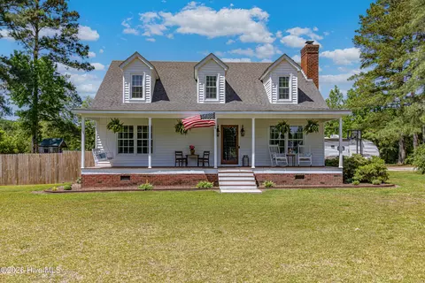 1152 Nc 124, Macclesfield, NC 27852