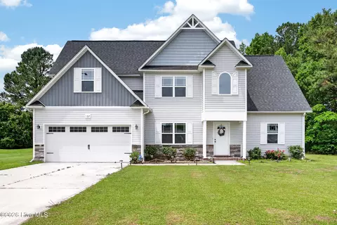 107 Pegasus Pl N, Jacksonville, NC 28540