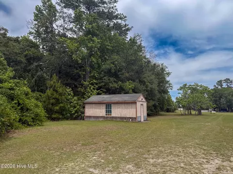 1308 Mac D Rd, Orrum, NC 28369 photo 21