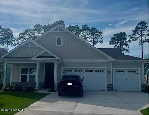 2019 Oakton Dr #5, Southport, NC 28461