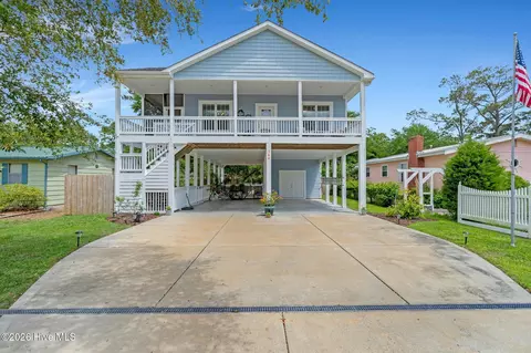 144 NW 7th St, Oak Island, NC 28465