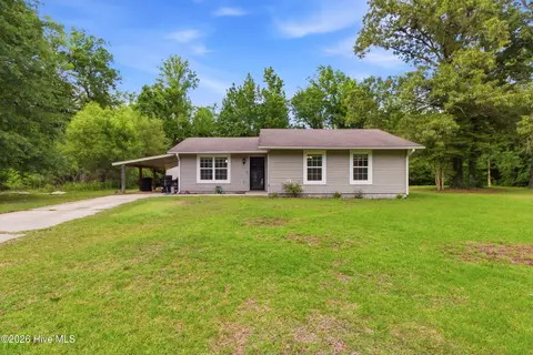 215 Winter Pl, Jacksonville, NC 28540