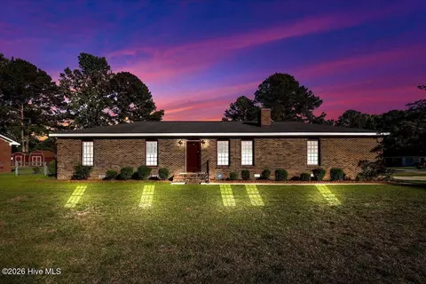 101 Waters Cir, Goldsboro, NC 27534
