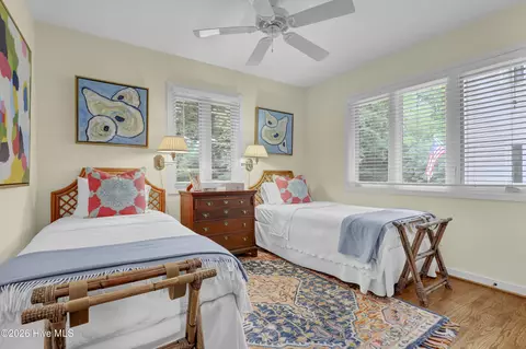 Bedroom - 650 Red Fox Trl, Hampstead, NC 28443 photo 9 of 10
