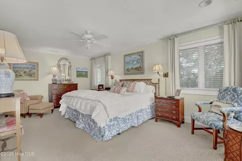 Bedroom - 650 Red Fox Trl, Hampstead, NC 28443 photo 2 of 10
