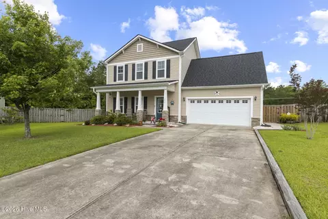 231 Admiral Ct, Sneads Ferry, NC 28460