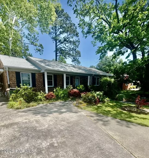 2104 Charles Blvd, Greenville, NC 27858