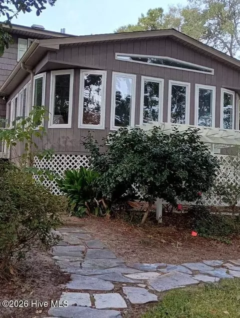 1782 Waterway Dr SW, Ocean Isle Beach, NC 28469