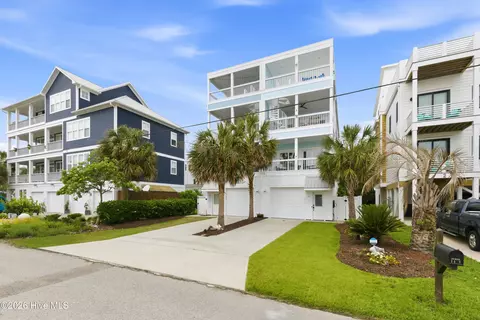 1418 Bowfin Ln UNIT 1, Carolina Beach, NC 28428