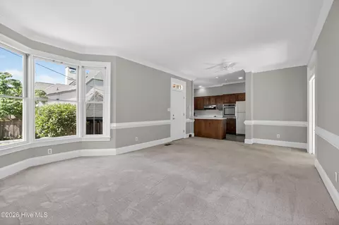 Living - 2106 Mcdowell St, Augusta, GA 30904 photo 3 of 8