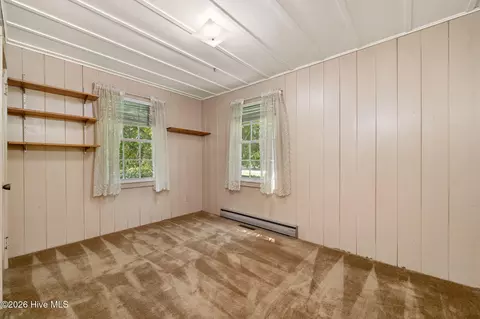 Bedroom - 552 Garden Rd, Willard, NC 28478 photo 2 of 3