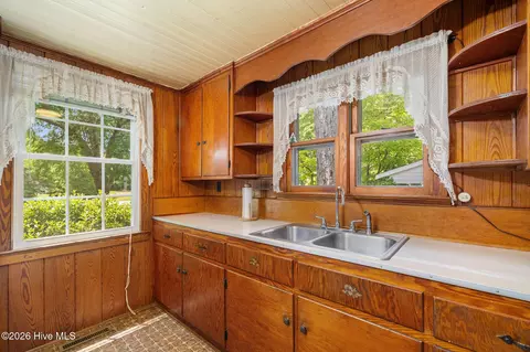 Kitchen - 552 Garden Rd, Willard, NC 28478 photo 1 of 3