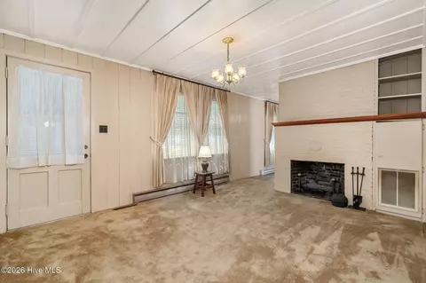 Living - 552 Garden Rd, Willard, NC 28478 photo 1 of 5