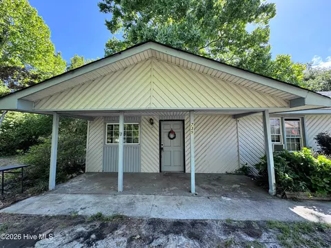 Exterior - 739 Sloop Point Rd, Hampstead, NC 28443 photo 7 of 7