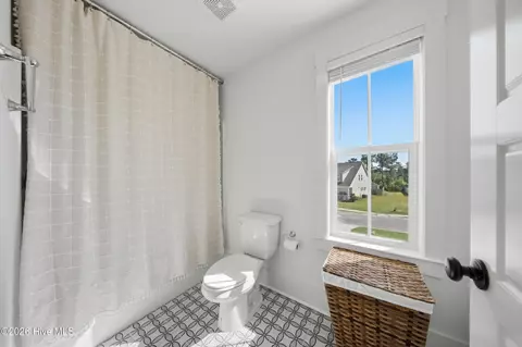 Bath - 35 Bowman Field Cir, Hampstead, NC 28443 photo 8 of 10