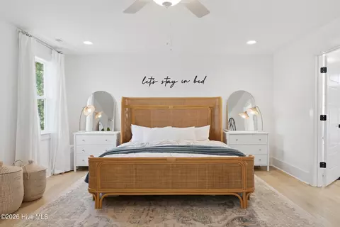 Bedroom - 35 Bowman Field Cir, Hampstead, NC 28443 photo 3 of 10