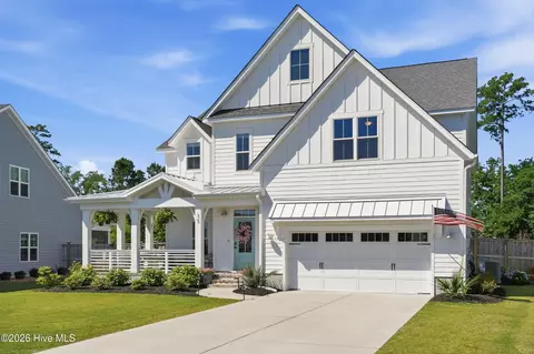 Exterior - 35 Bowman Field Cir, Hampstead, NC 28443 photo 2 of 12