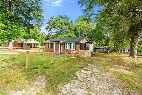 128 Parker St, Rockingham, NC 28379