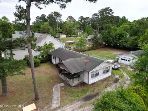 214 Trails End Rd, Wilmington, NC 28409