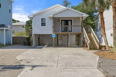 313 Greenville Ave, Carolina Beach, NC 28428