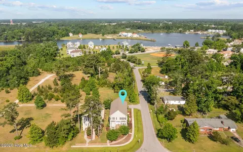 73 Court St, Jacksonville, NC 28540