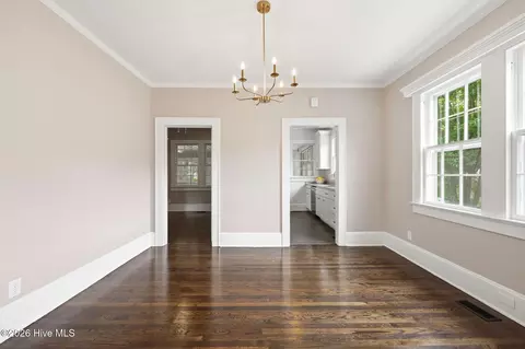 Dining - 205 E 11th St, Washington, NC 27889 photo 1 of 1