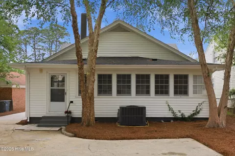 Other - 205 E 11th St, Washington, NC 27889 photo 1 of 12
