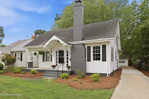 Exterior - 205 E 11th St, Washington, NC 27889 photo 3 of 10