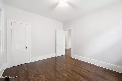 Bedroom - 205 E 11th St, Washington, NC 27889 photo 4 of 8