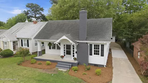 Exterior - 205 E 11th St, Washington, NC 27889 photo 5 of 10