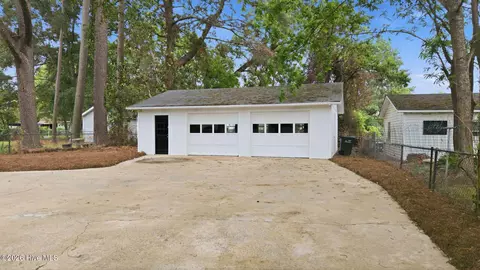 Other - 205 E 11th St, Washington, NC 27889 photo 2 of 12