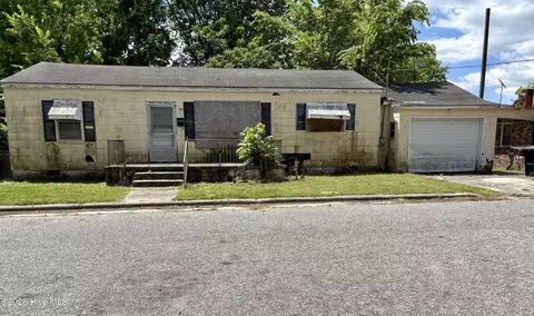 405 Lane St, Elizabeth City, NC 27909