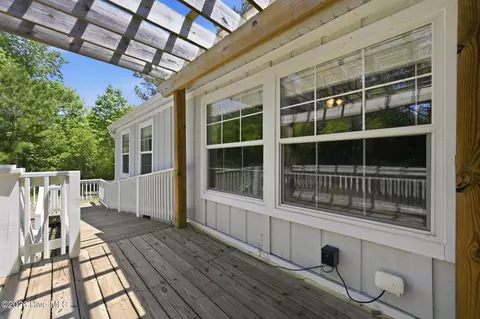 217 Woodside Dr, Hampstead, NC 28443 photo 10