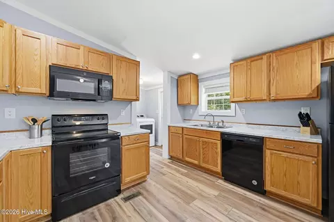 217 Woodside Dr, Hampstead, NC 28443 photo 19