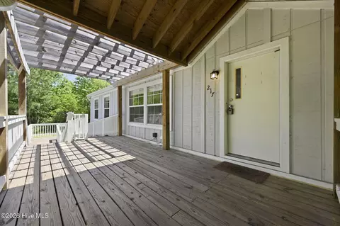 217 Woodside Dr, Hampstead, NC 28443 photo 9