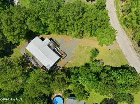 217 Woodside Dr, Hampstead, NC 28443 photo 5