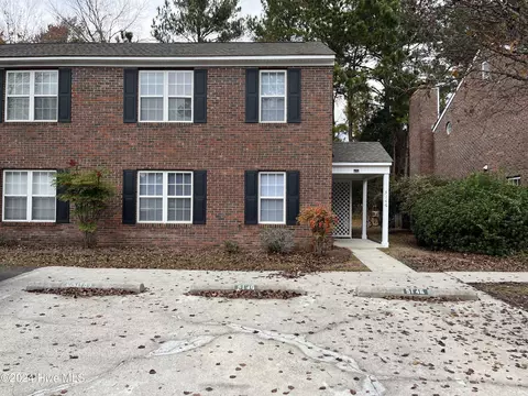 5146 Lamppost Cir, Wilmington, NC 28403