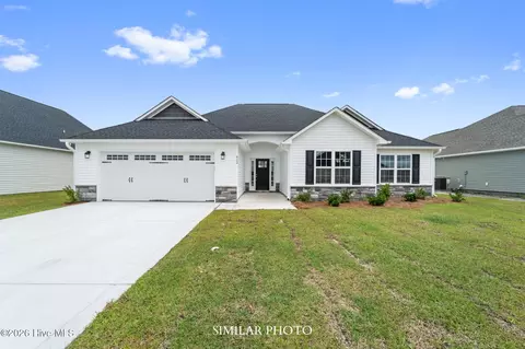 751 Regiment Rd, Jacksonville, NC 28546